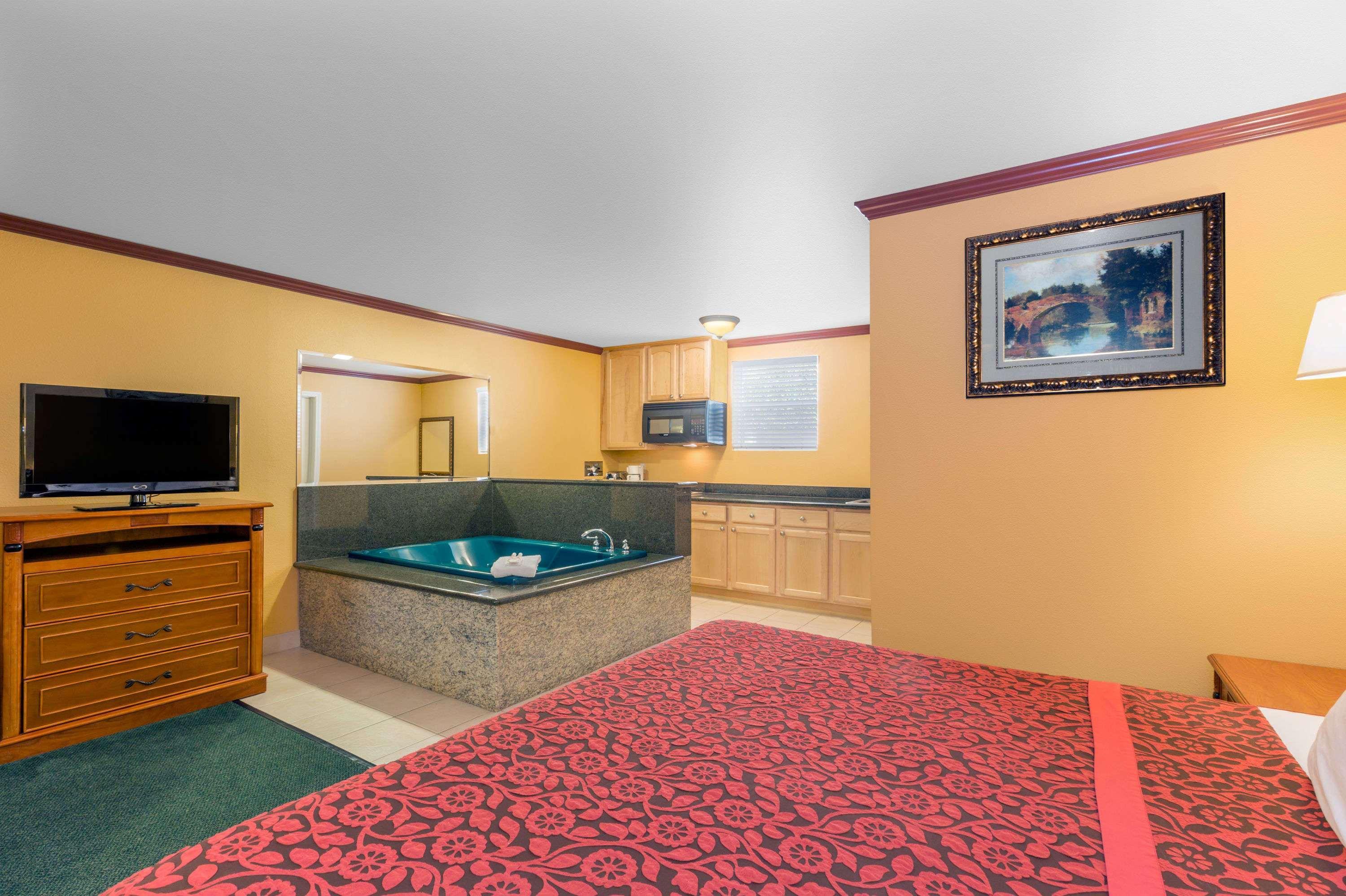 Days Inn By Wyndham كينغ سيتي المظهر الخارجي الصورة