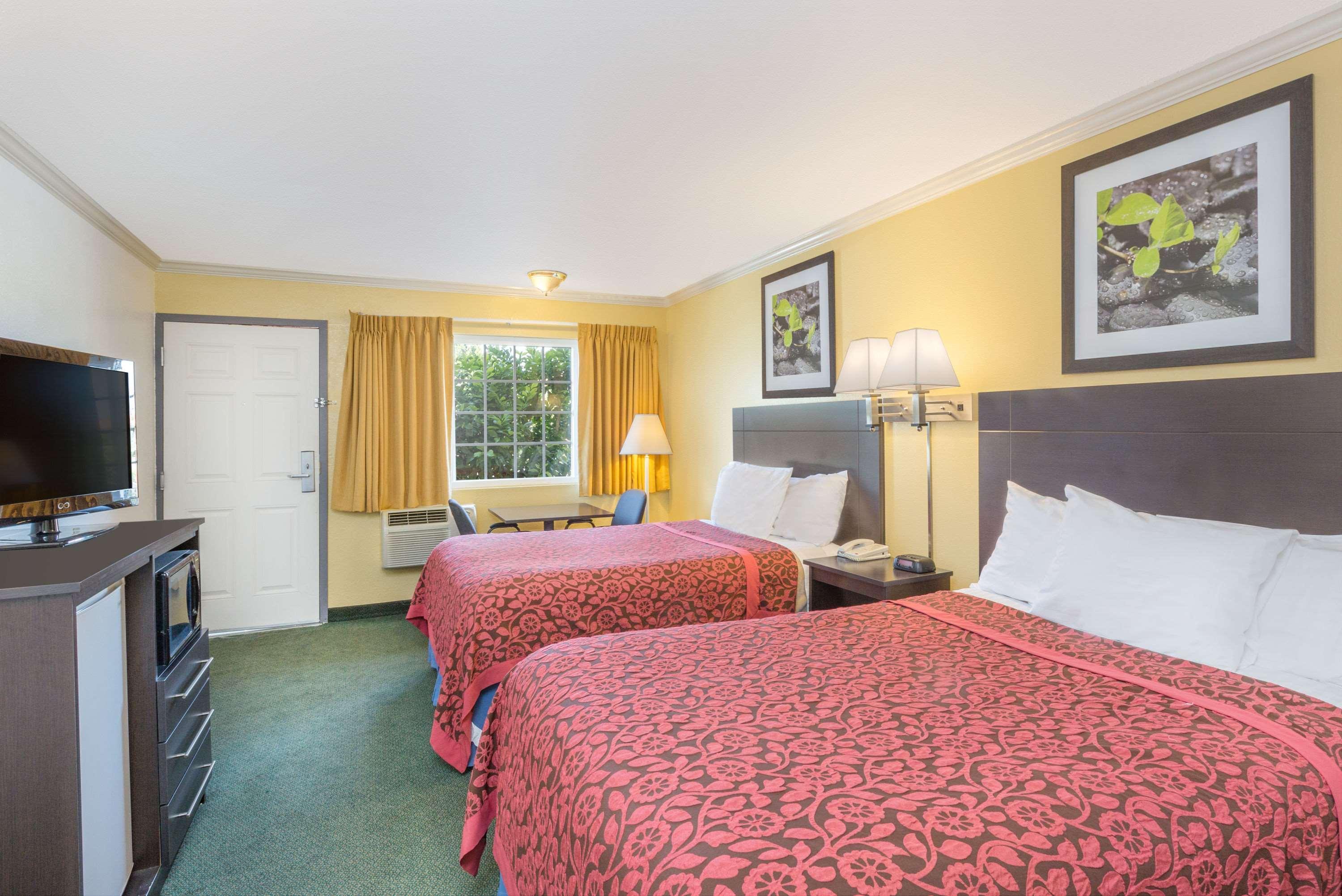 Days Inn By Wyndham كينغ سيتي المظهر الخارجي الصورة